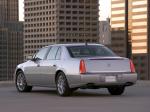 Cadillac DTS 2005 года